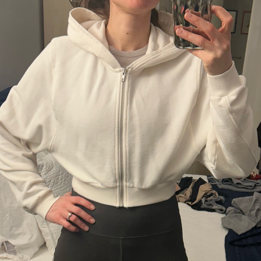 Alo Yoga Cream Cropped Zip-Up Hoodie